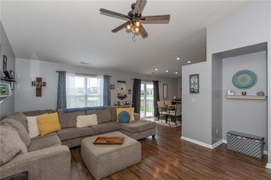 826 Fieldstone Dr, Franklin, IN 46131 - photo 7