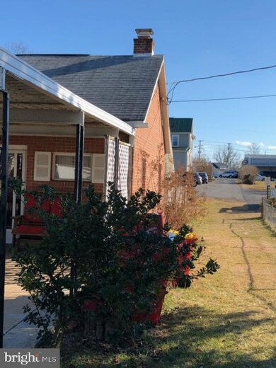 117 W 4th Ave, Ranson, WV 25438 - photo 5