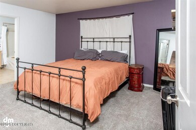05-Master Bedroom_DMD_1396