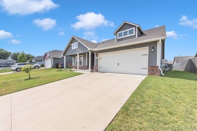 3416 E Plymouth Place, Broken Arrow, OK 74014 - photo 2