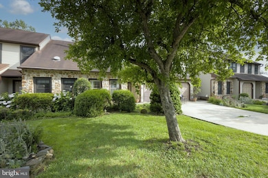 8560 Trumbauer Dr unit L40, Glenside, PA 19038 - photo 2