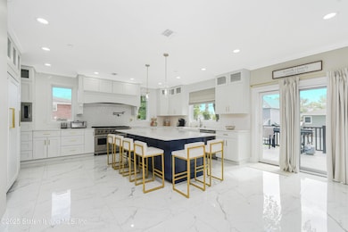 108 Giffords Ln, Staten Island, NY 10308 - photo 7