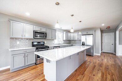 19 Damato Way, Agawam, MA 01001 - photo 2