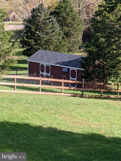 130 Featherstone Ct, Stephenson, VA 22656 - photo 7