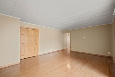 unlisted-address, Oak Park, IL 60302 - photo 5