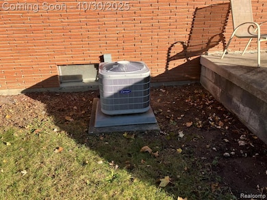 3335 W Water St, Port Huron, MI 48060 - photo 5