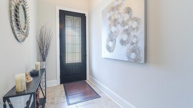 7668 Crescent Way-91047