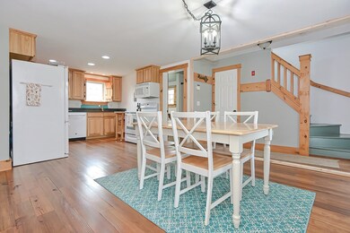 8 Woodwards Ln, Taunton, MA 02780 - photo 5