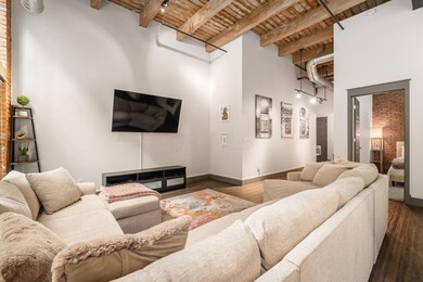 013_Front St (Unit 115) - 050