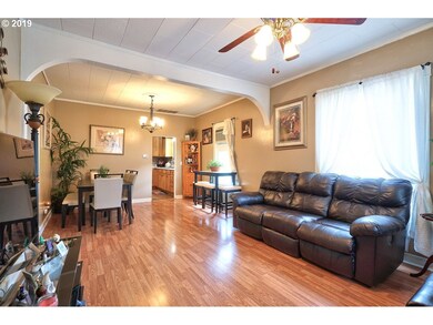 Living Room/Dining Room