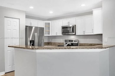 10919 Kensington Park Ave, Riverview, FL 33578 - photo 6