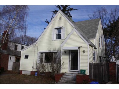 121 Sinclair Ave, Cranston, RI 02907 - photo 2