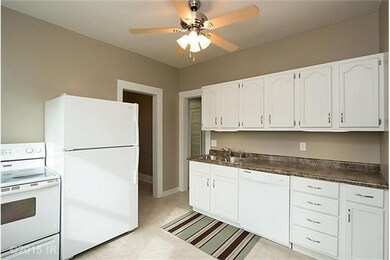 820 E 26th St, Des Moines, IA 50317 - photo 7