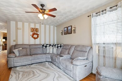 265 Fountain St unit 267, Fall River, MA 02721 - photo 3