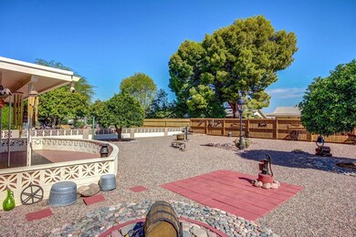10160 W Cinnebar Ave, Sun City, AZ 85351 - photo 4