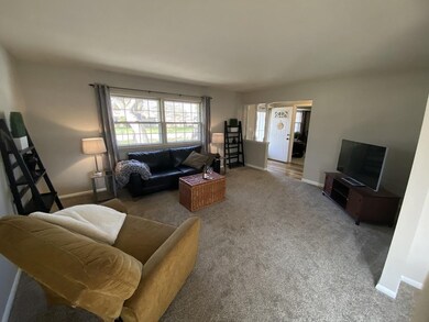 12123 W Diane Dr, Milwaukee, WI 53226 - photo 2