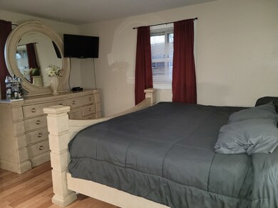 520 Apache Ave, Carpentersville, IL 60110 - photo 3