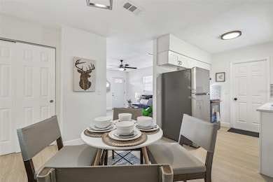 2067 Balfour Cir, Tampa, FL 33619 - photo 5