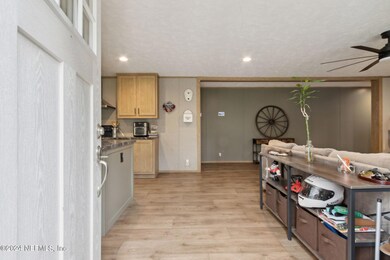 8-web-or-mls-33414 Woods Ln (33 of 46)