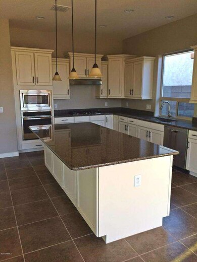 BEAUTIFUL KITCHEN
