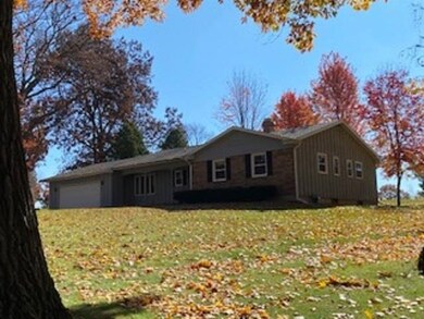 425 Oak Ridge Dr, Cedarville, IL 61013 - photo 6