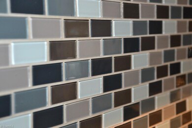 1939 Eastchester Dr unit A, High Point, NC 27265 - photo 4