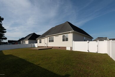 481 Williamston Dr, Winterville, NC 28590 - photo 2