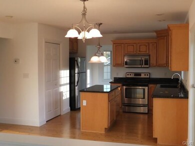 4950 Mulberry St, Coplay, PA 18037 - photo 5