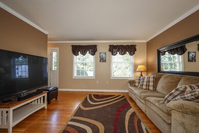 3 Thurstons Dr, Hudson, NH 03051 - photo 5