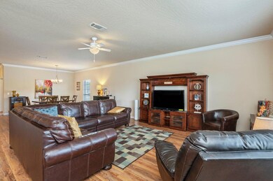 5231 Moore Loop, Crestview, FL 32536 - photo 4