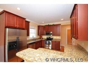 GRANITE WITH BARTOP