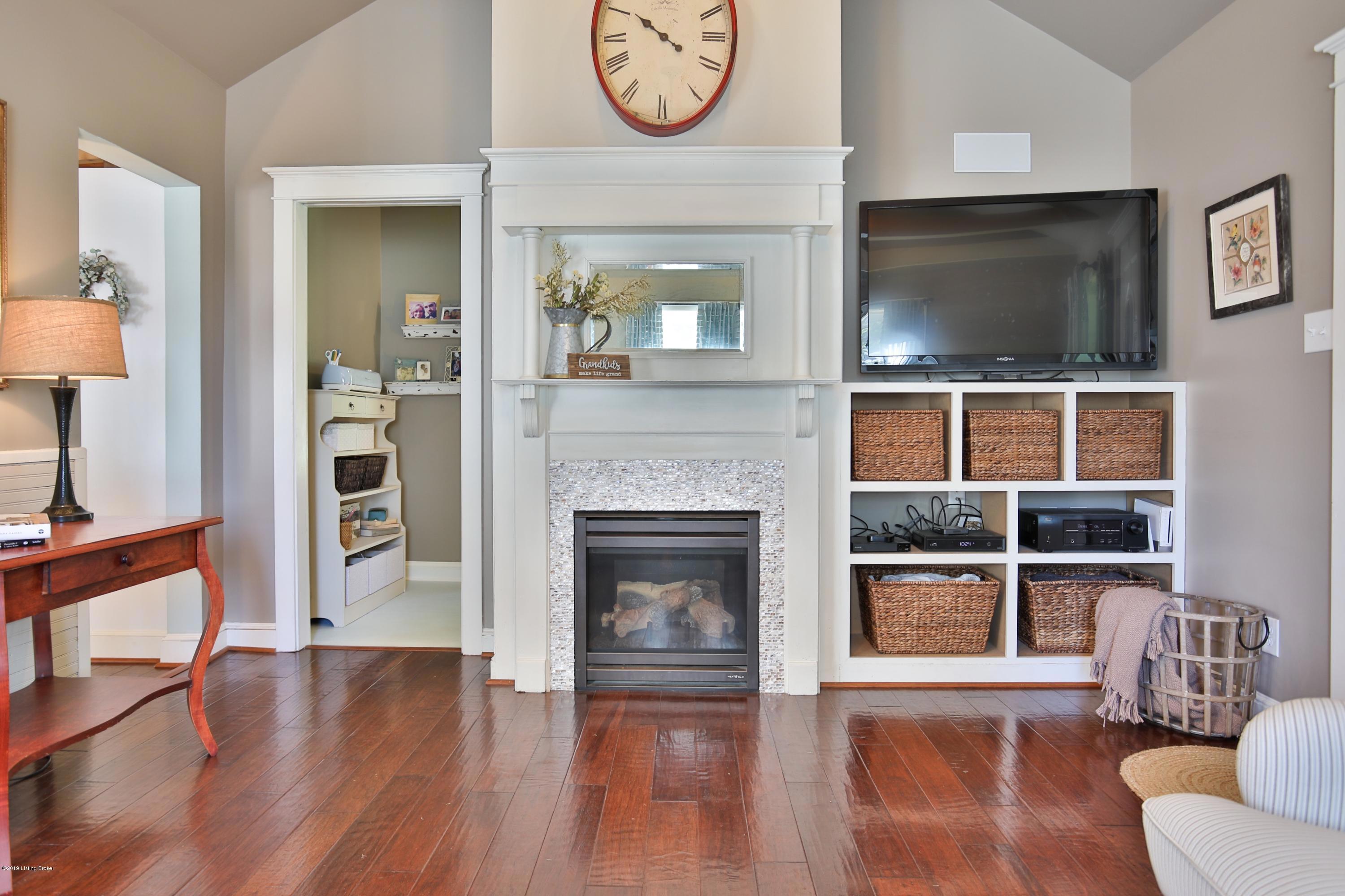 7804 Cooper Chapel Rd, Louisville, KY 40229 - photo 4