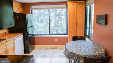 18408 Point Seneca Place, Germantown, MD 20874 - photo 3