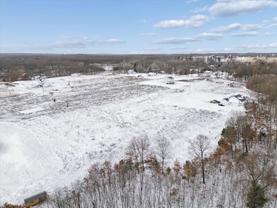 330 Cumberland Ave SE, Lowell, MI 49331 - photo 6