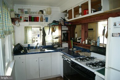 1517 Providence Rd, Towson, MD 21286 - photo 4