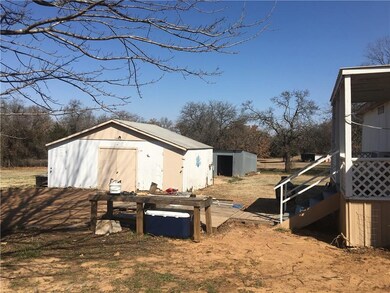 46 Country Creek Dr, McLoud, OK 74851 - photo 2