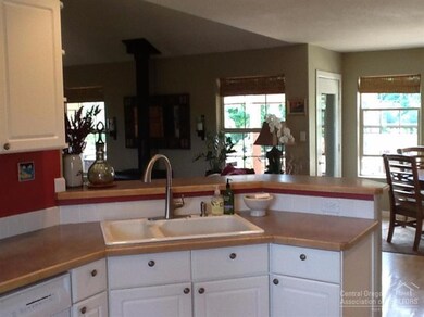 63551 Brahma Ct S, Bend, OR 97701 - photo 2