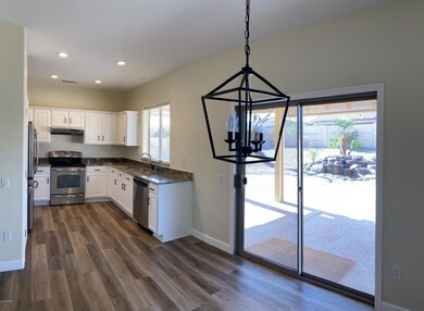 18436 N Summerbreeze Way, Surprise, AZ 85374 - photo 3