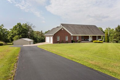 4723 Three Lakes Rd, Crestwood, KY 40014 - photo 3
