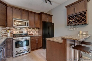 Kitchen Pic 1