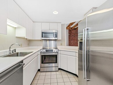 100 Fulton St unit 3P, Boston, MA 02109 - photo 4