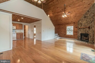 261 Boiling Springs Ct, Gerrardstown, WV 25420 - photo 7