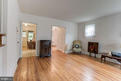 3624 Eastwood Dr, Baltimore, MD 21206 - photo 3