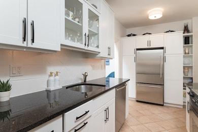 50 Commonwealth Ave unit 605, Boston, MA 02116 - photo 6