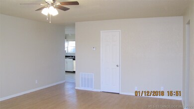 1046 E 144th St, Glenpool, OK 74033 - photo 2