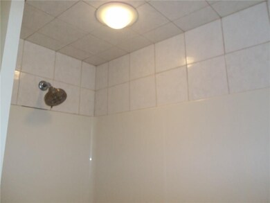 1470 Newport Ave unit 1, Pawtucket, RI 02861 - photo 6