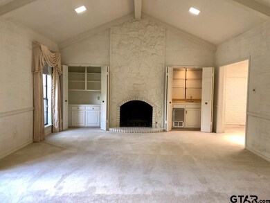 3301 3301 Saint James Ct, Tyler, TX 75701 - photo 7