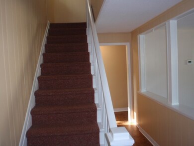 28 Jackson Ave, Rutland, VT 05701 - photo 2