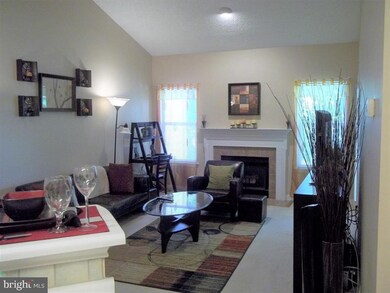 13070 Autumn Woods Way unit 305, Fairfax, VA 22033 - photo 4