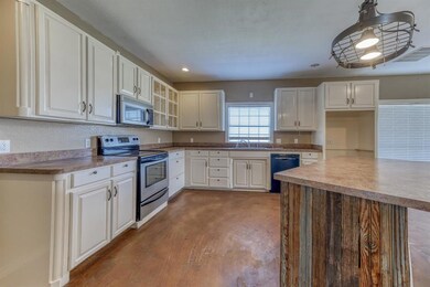 512 Erwin Rd, Poolville, TX 76487 - photo 7